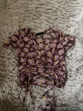 Floral Drawstring V-Neck Crop Top - Pink Daisy